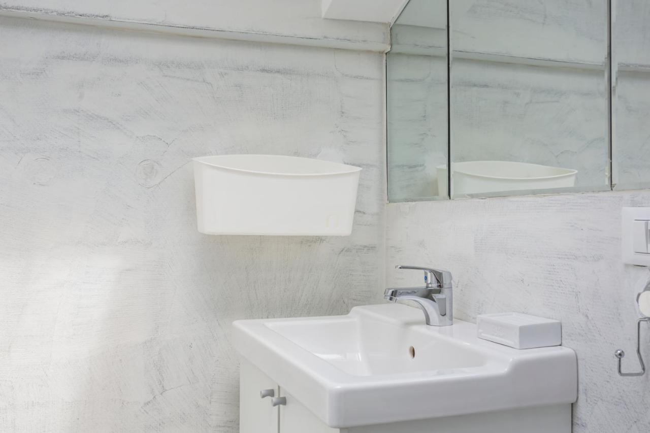Studio Apt - Duomo 6 Apartment Milan Bagian luar foto